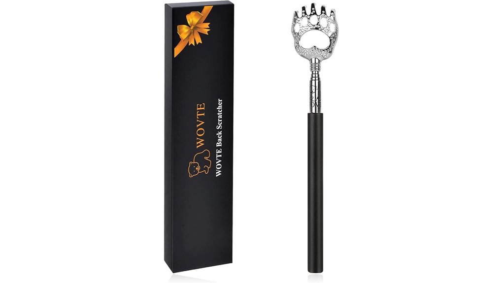 extendable wovte bear claw back scratcher