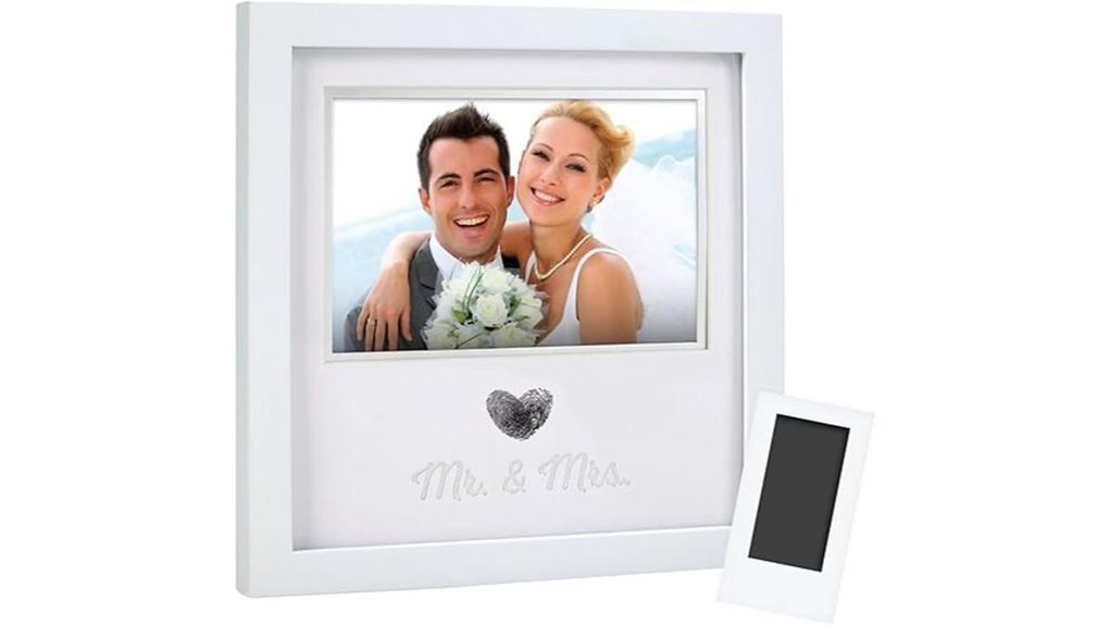 heart thumbprint photo frame